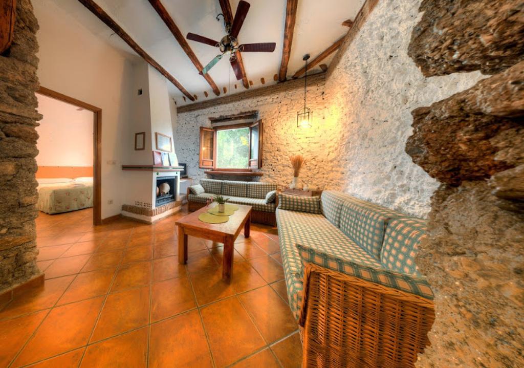 Cortijo Balzain Leilighet La Zubia  Rom bilde